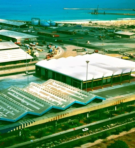 מוסך לציוד כבד